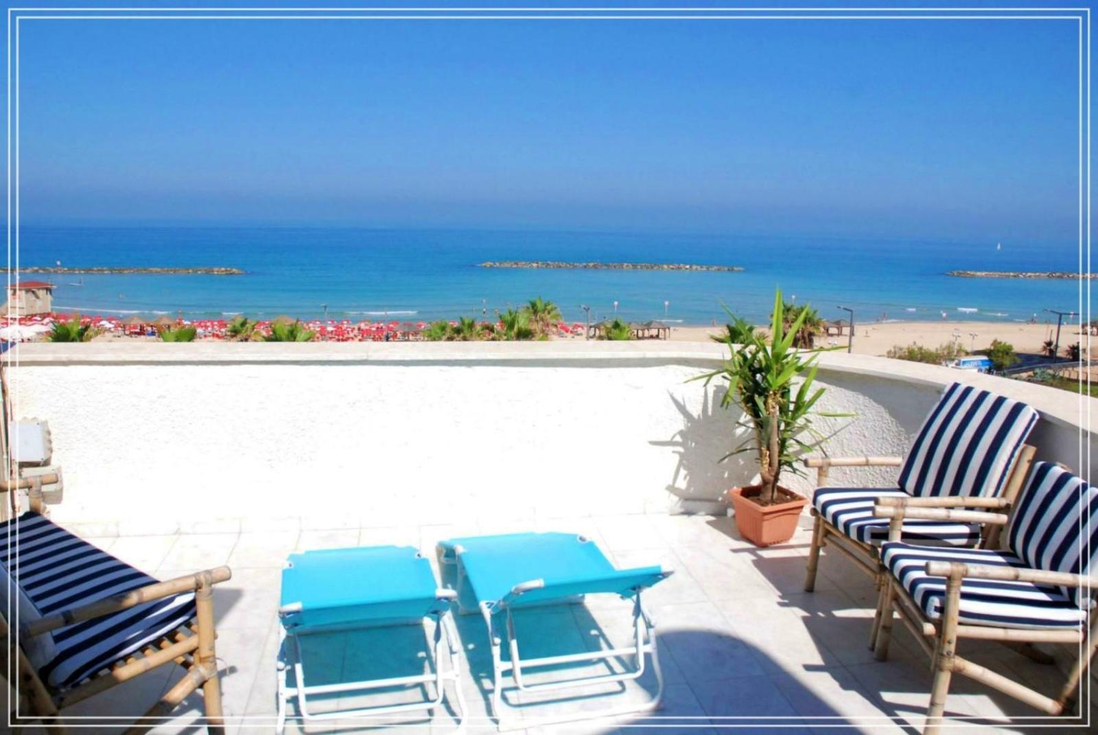 Bugrashov Beach 88 Hotel And Spa 텔아비브 외부 사진