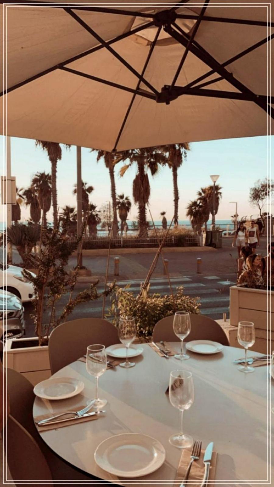 Bugrashov Beach 88 Hotel And Spa 텔아비브 외부 사진
